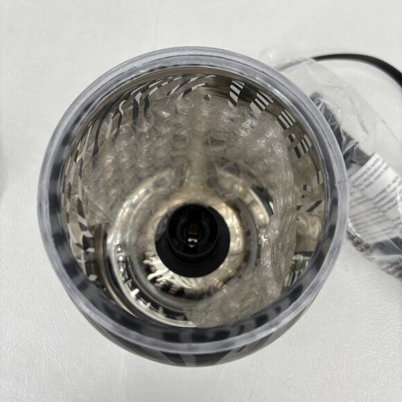 Scentsy Zebra Safari Wax Warmer Base and Dish 20 Watt Bulb New Open Box - Picture 6 of 11